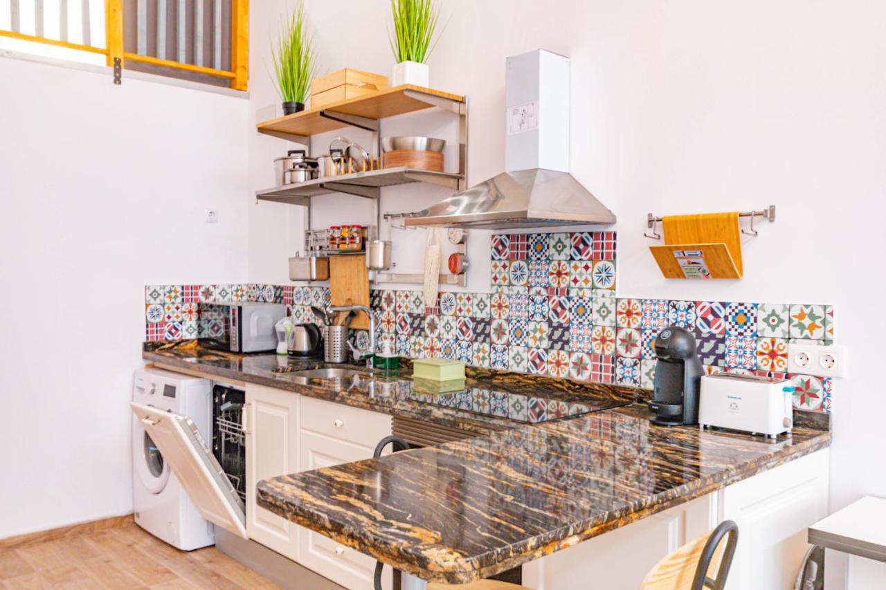 Suncastle Apartamentos Alicante -With Sunny Rooftop Terrace And Barbecue Bagian luar foto