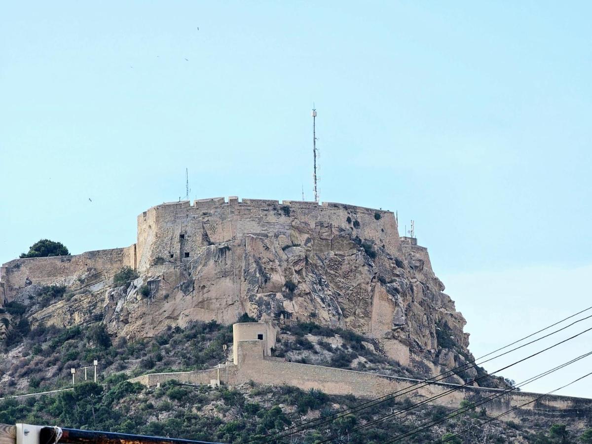 Suncastle Apartamentos Alicante -With Sunny Rooftop Terrace And Barbecue Bagian luar foto
