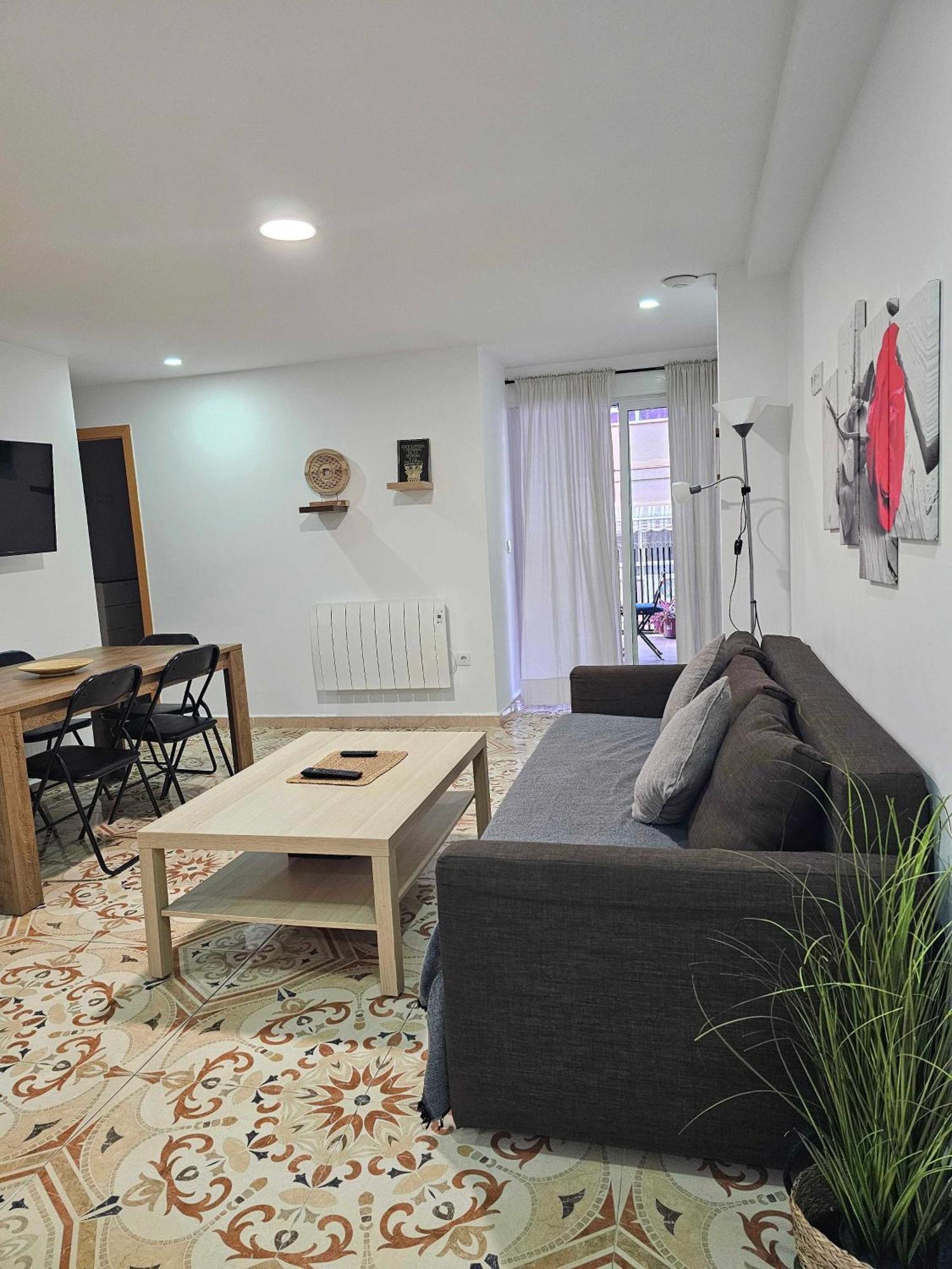 Suncastle Apartamentos Alicante -With Sunny Rooftop Terrace And Barbecue Bagian luar foto