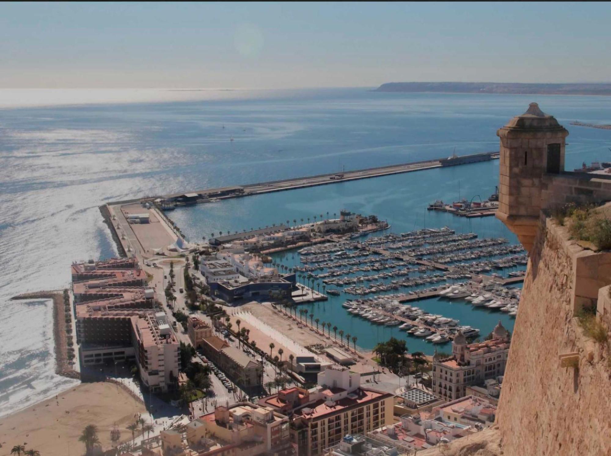 Suncastle Apartamentos Alicante -With Sunny Rooftop Terrace And Barbecue Bagian luar foto