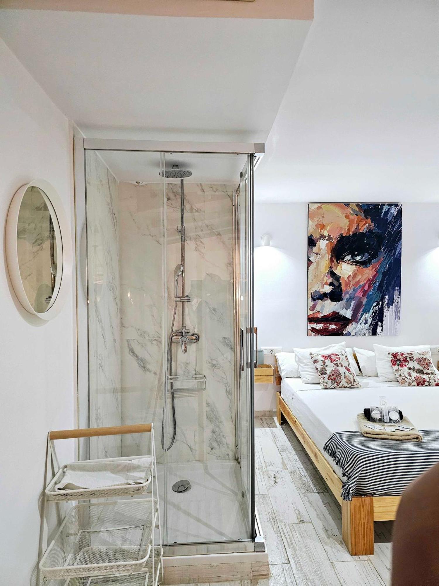 Suncastle Apartamentos Alicante -With Sunny Rooftop Terrace And Barbecue Bagian luar foto