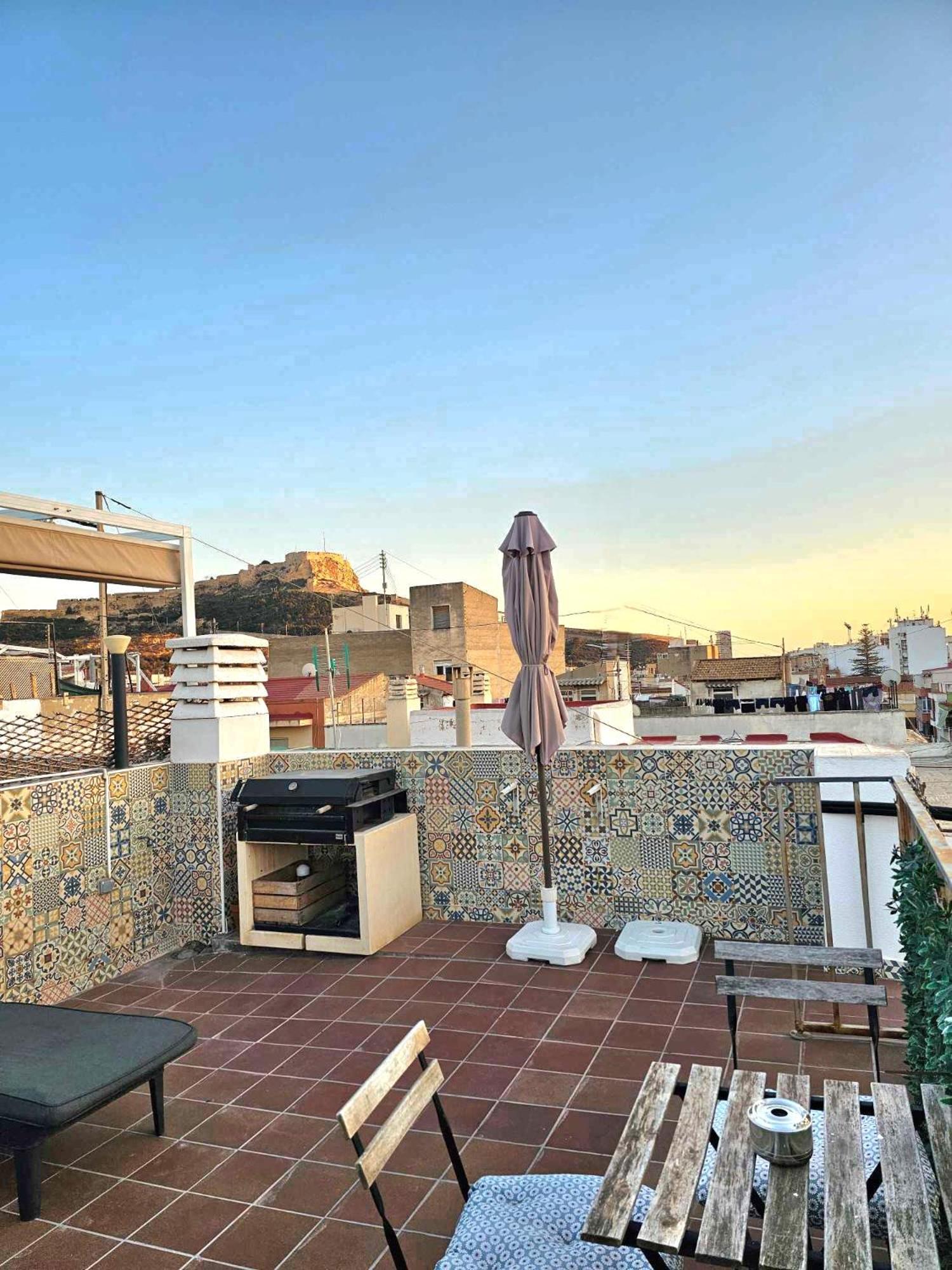 Suncastle Apartamentos Alicante -With Sunny Rooftop Terrace And Barbecue Bagian luar foto