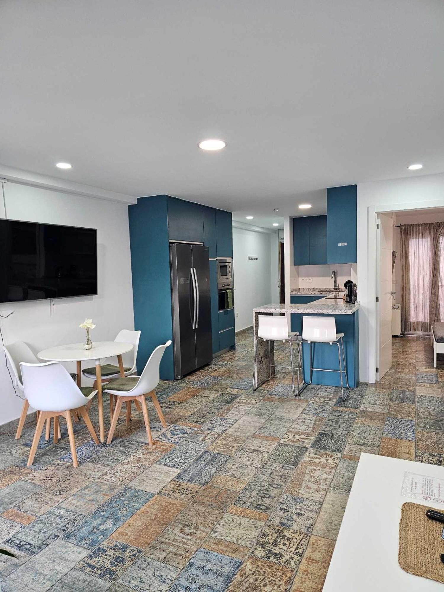Suncastle Apartamentos Alicante -With Sunny Rooftop Terrace And Barbecue Bagian luar foto