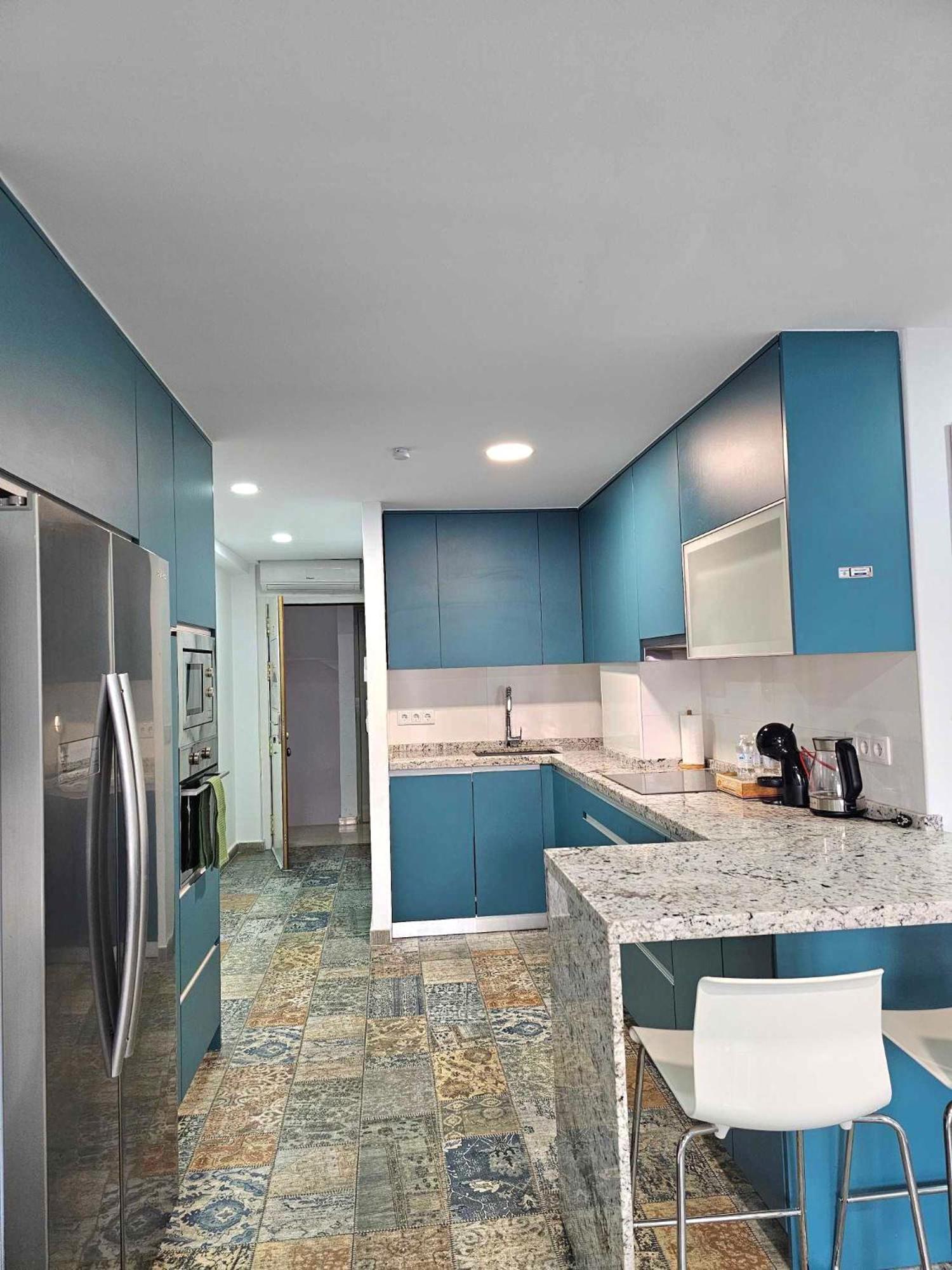 Suncastle Apartamentos Alicante -With Sunny Rooftop Terrace And Barbecue Bagian luar foto