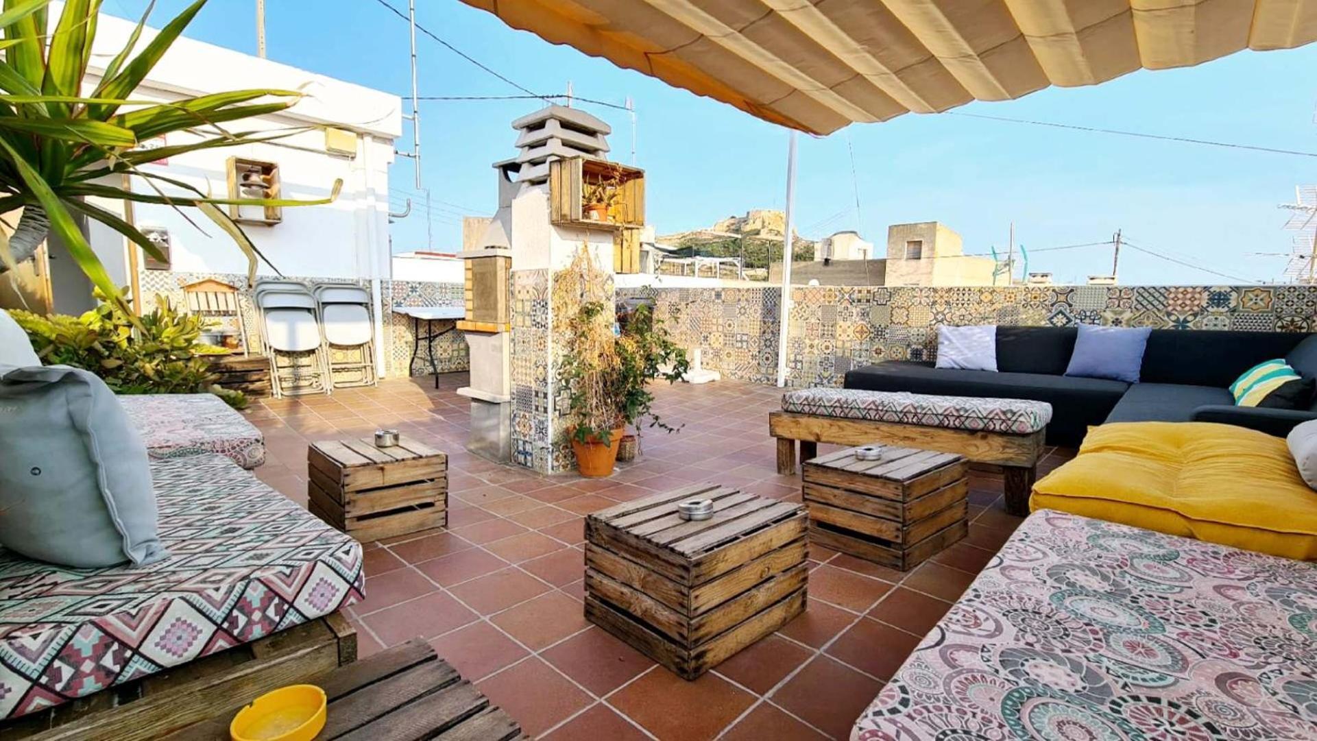Suncastle Apartamentos Alicante -With Sunny Rooftop Terrace And Barbecue Bagian luar foto